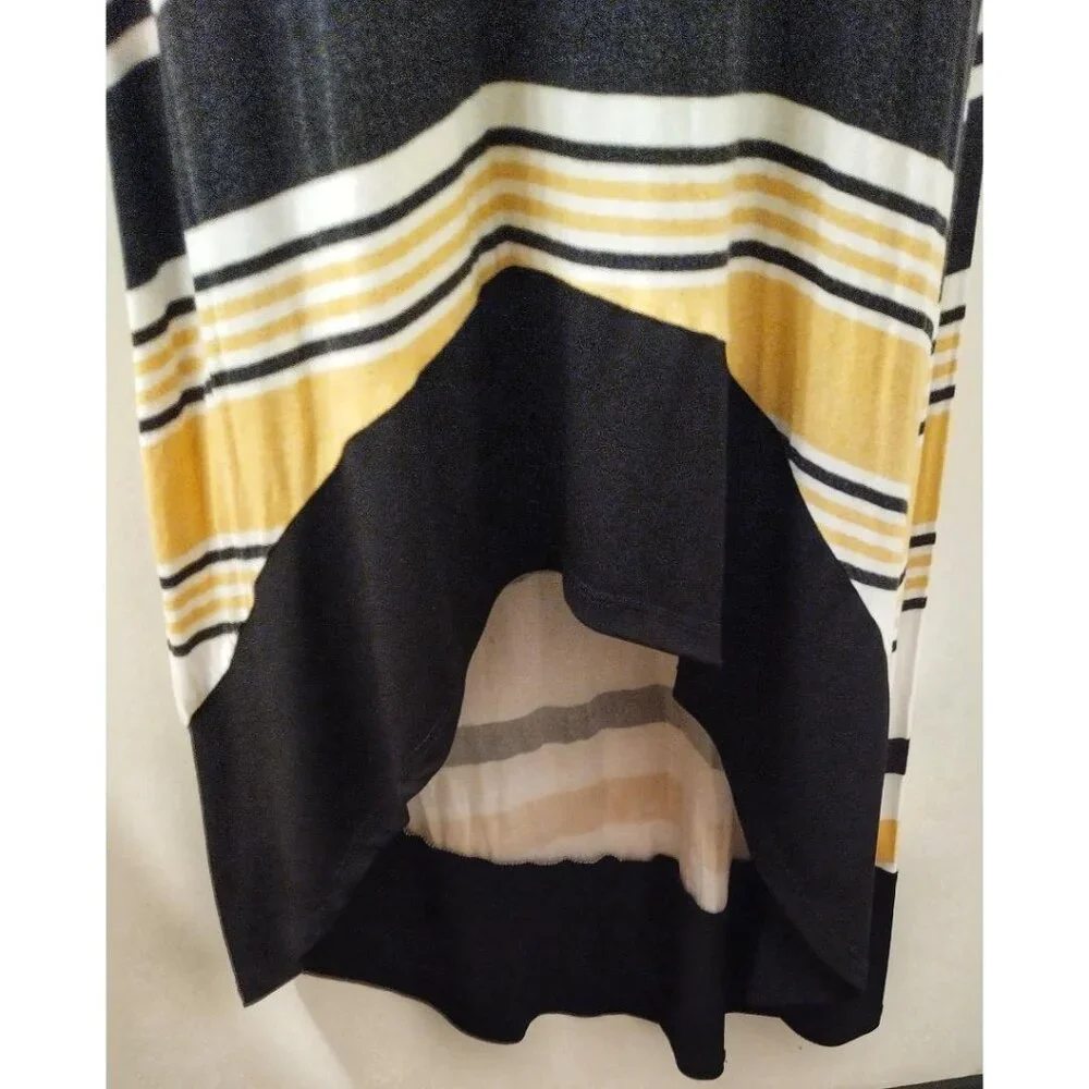 Women’s Maxi Horizontal Striped Dress - Picture 5 of 5
